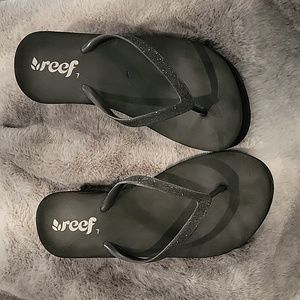 Reef platform sandals size 7 black